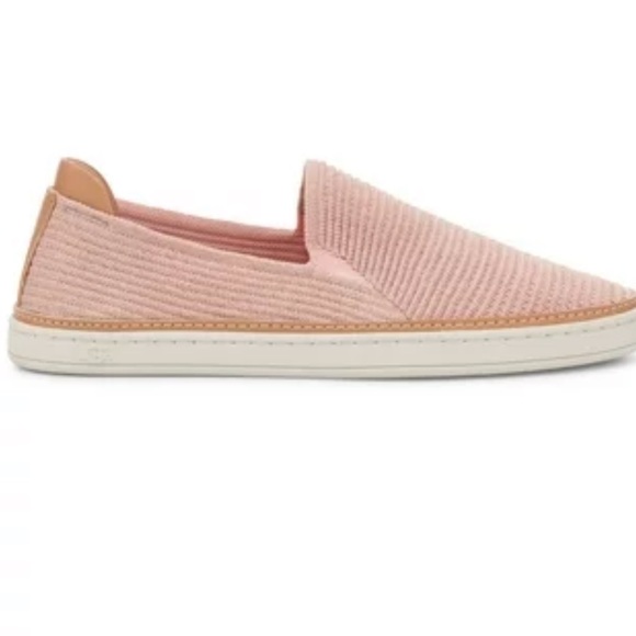 UGG SAMMY SLIP ON - Picture 3 of 4